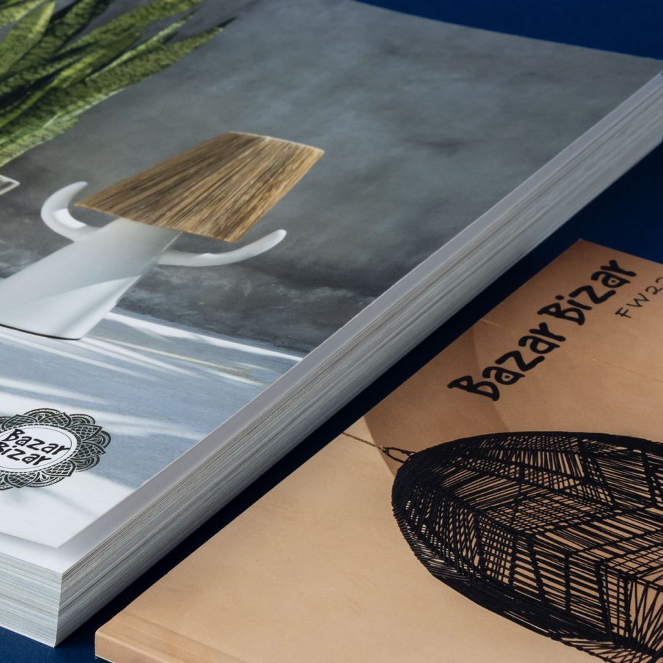 combinatie van twee catalogi met logo gedeeltelijk uitgevoerd in folie op de cover