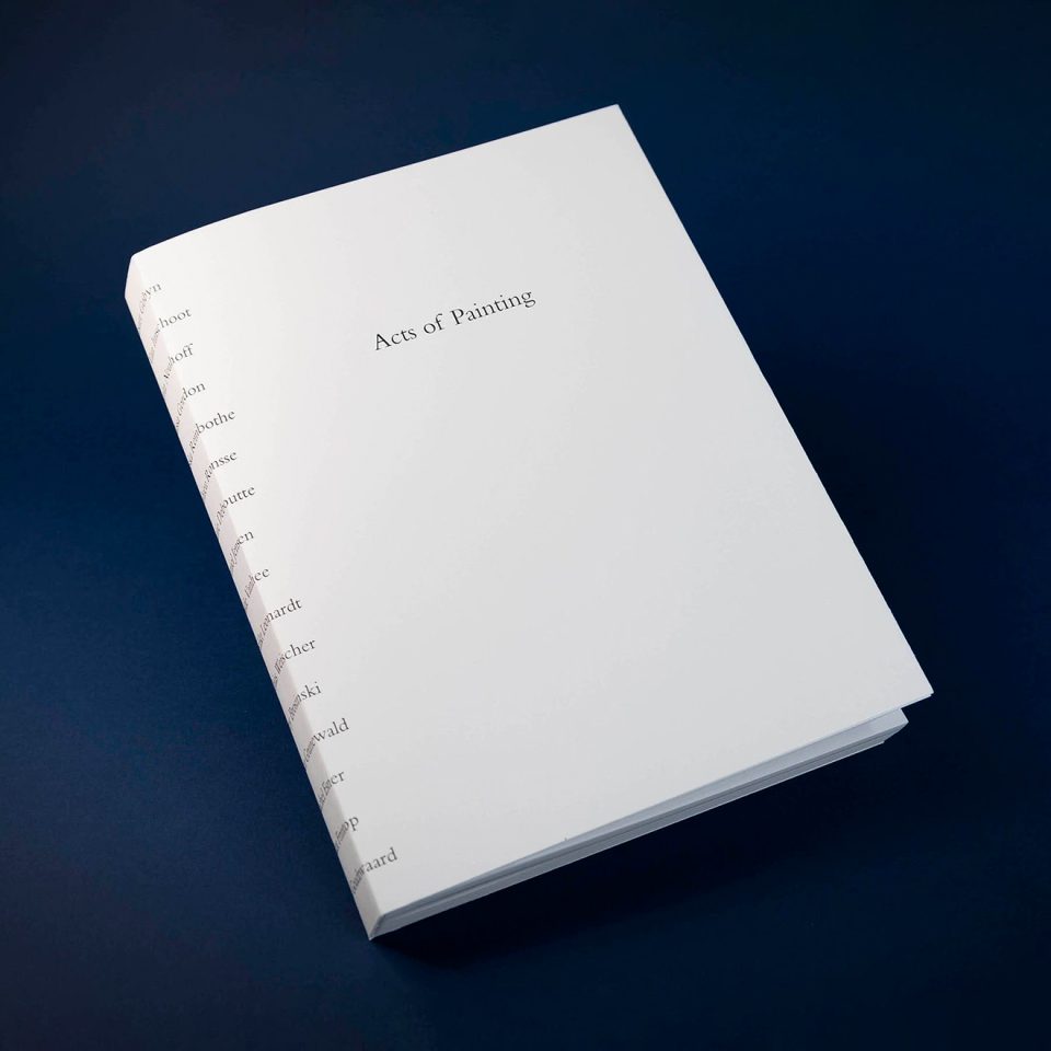 softcover boek gedrukt in flux voor extra kleurkracht op ongestreken papier met een cover in uitvouw