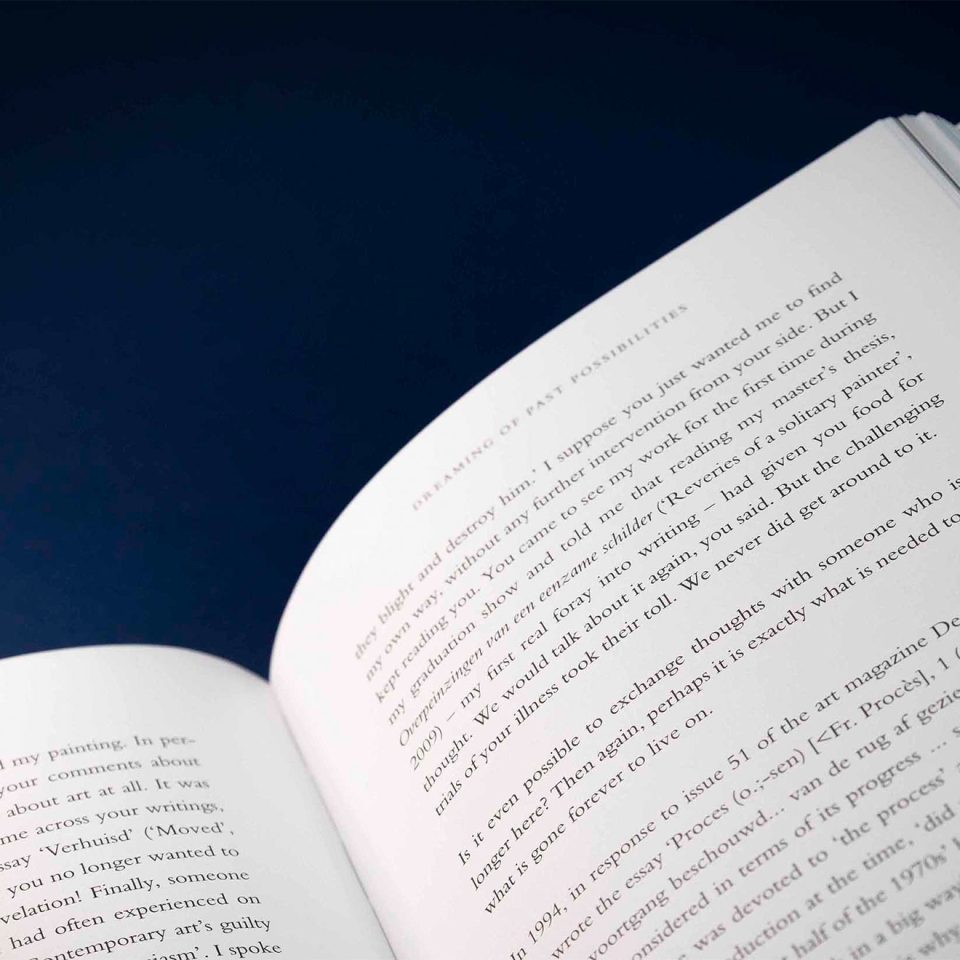 detail binnenwerk op ongestreken papier gedrukt met de flux methode